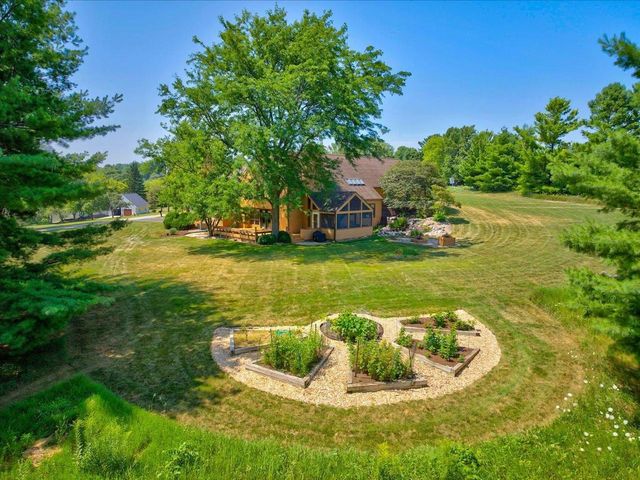 2532 Bigler Circle, Verona, WI 53593