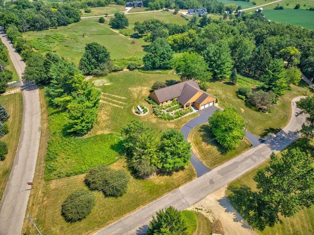 2532 Bigler Circle, Verona, WI 53593