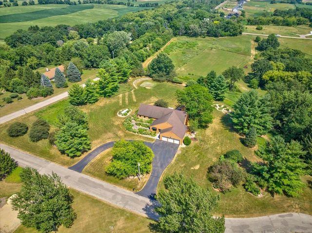 2532 Bigler Circle, Verona, WI 53593