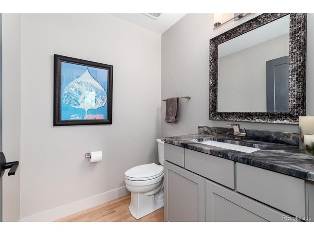 6 Bradbury Ln, Littleton, CO 80120