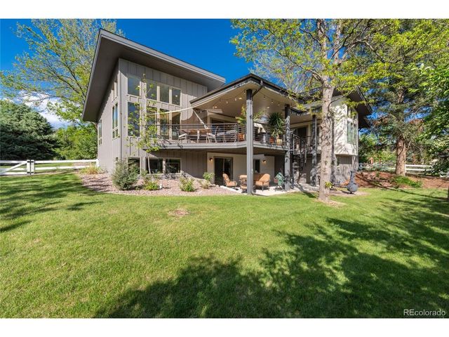 6 Bradbury Ln, Littleton, CO 80120