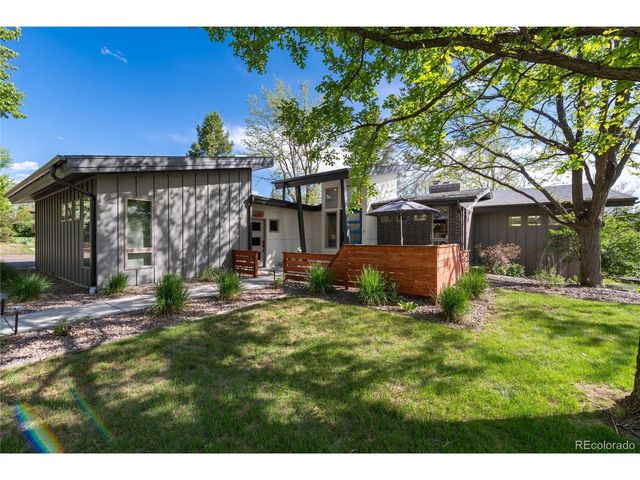 6 Bradbury Ln, Littleton, CO 80120