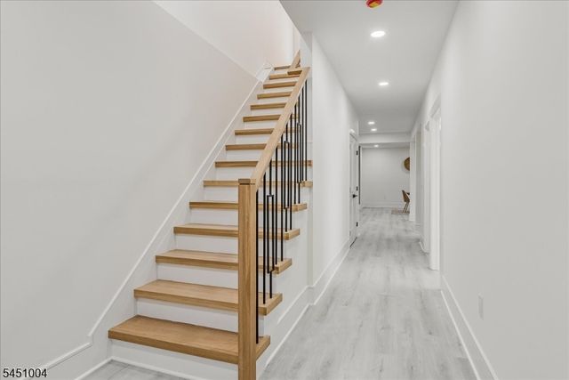 7 Sunset Dr, Millburn Twp., NJ 07041