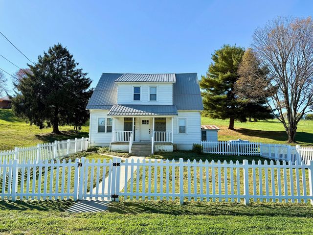 2165 Tent Road NE, Lancaster, OH 43130