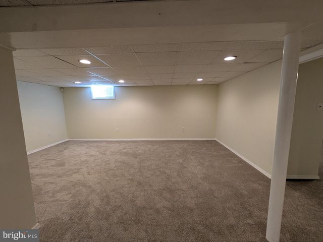 443 GREENWICH AVE, Paulsboro, NJ 08066
