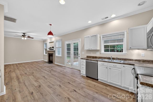 11 Peppermill Drive, Asheville, NC 28804