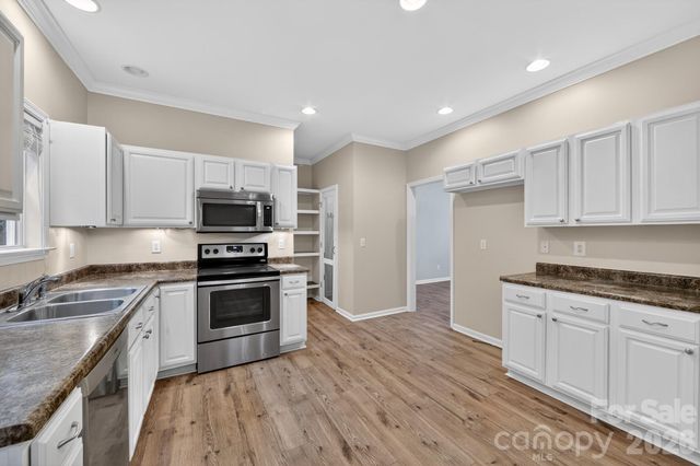 11 Peppermill Drive, Asheville, NC 28804