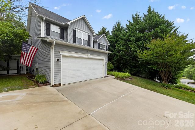 11 Peppermill Drive, Asheville, NC 28804