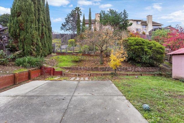 136 Olympic Drive, Vallejo, CA 94589