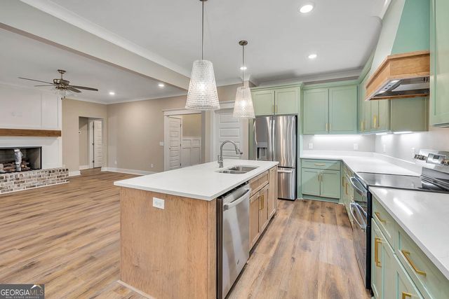 1138 River Oaks Road, Brunswick, GA 31523