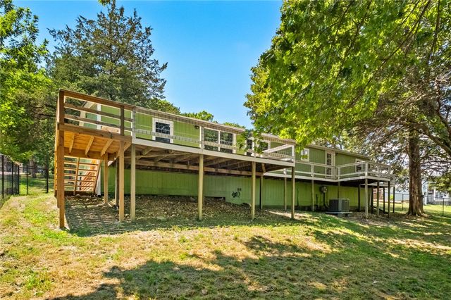 8431 Navajo Trail, Rogers, AR 72756