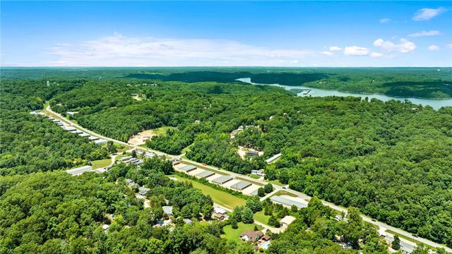 8431 Navajo Trail, Rogers, AR 72756
