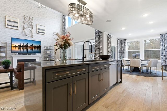 4650 Crocker Woods Lane, Westlake, OH 44145