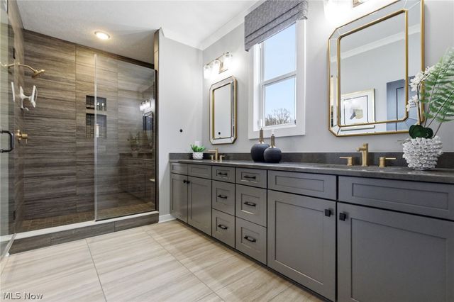 4650 Crocker Woods Lane, Westlake, OH 44145