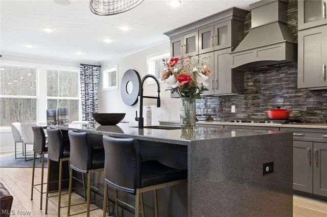 4650 Crocker Woods Lane, Westlake, OH 44145