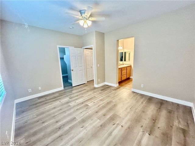 7683 Hampton Park Lane, Las Vegas, NV 89113