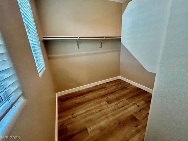 7683 Hampton Park Lane, Las Vegas, NV 89113