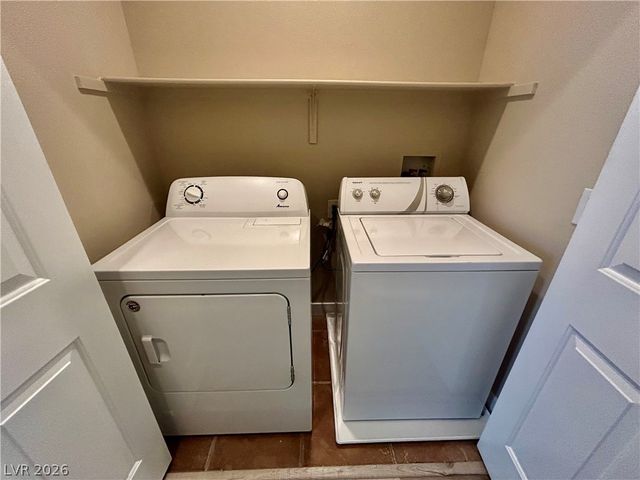 7683 Hampton Park Lane, Las Vegas, NV 89113