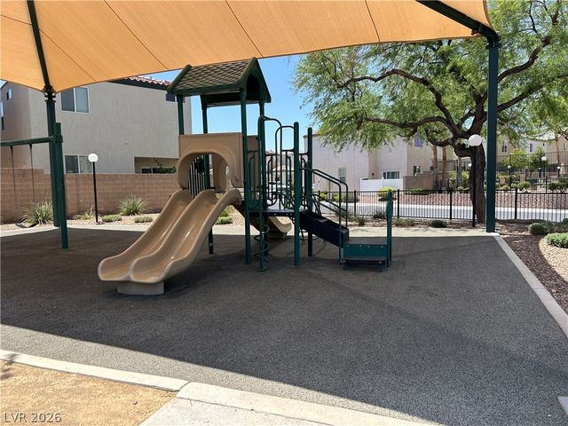 7683 Hampton Park Lane, Las Vegas, NV 89113