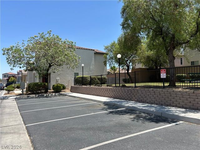 7683 Hampton Park Lane, Las Vegas, NV 89113