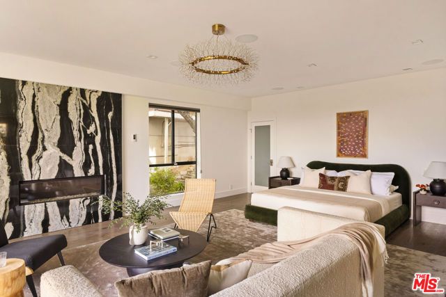 4130 Parva Avenue, Los Angeles, CA 90027