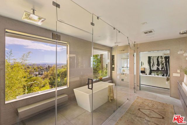 4130 Parva Avenue, Los Angeles, CA 90027