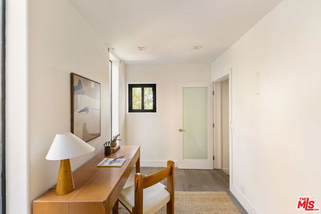 4130 Parva Avenue, Los Angeles, CA 90027