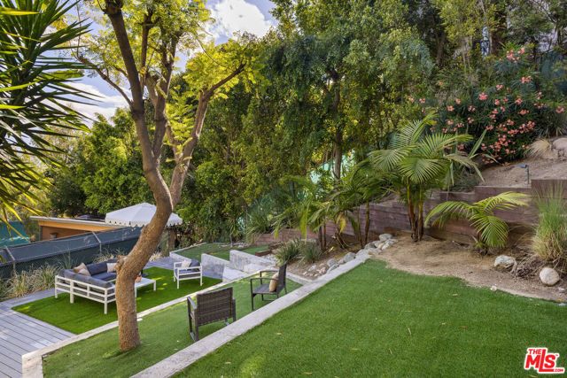 4130 Parva Avenue, Los Angeles, CA 90027