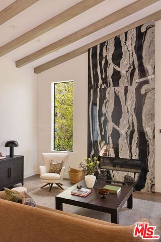 4130 Parva Avenue, Los Angeles, CA 90027
