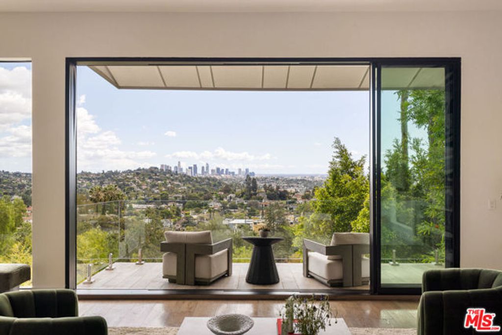 4130 Parva Avenue, Los Angeles, CA 90027