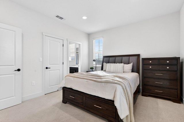 288 Luna Way, Hollister, CA 95023