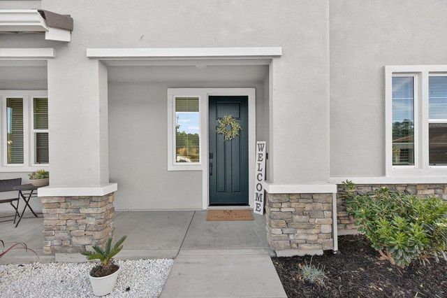 288 Luna Way, Hollister, CA 95023