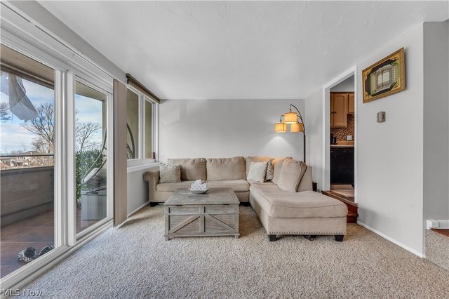 12900 Lake Avenue 320, Lakewood, OH 44107