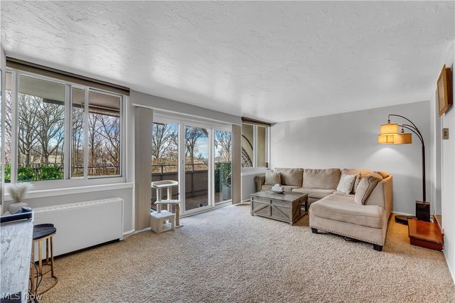 12900 Lake Avenue 320, Lakewood, OH 44107