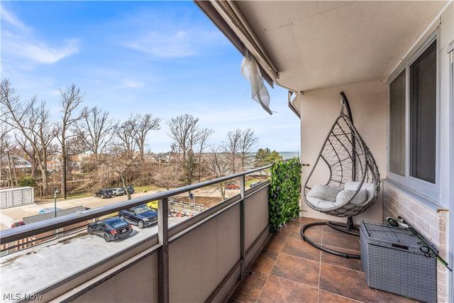 12900 Lake Avenue 320, Lakewood, OH 44107