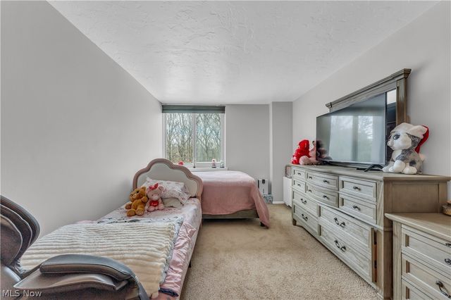 12900 Lake Avenue 320, Lakewood, OH 44107