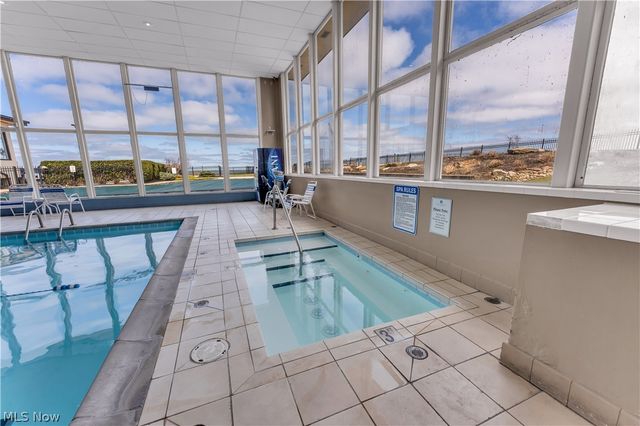 12900 Lake Avenue 320, Lakewood, OH 44107