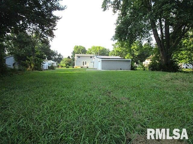 111 MOSCHEL Street, East Peoria, IL 61611