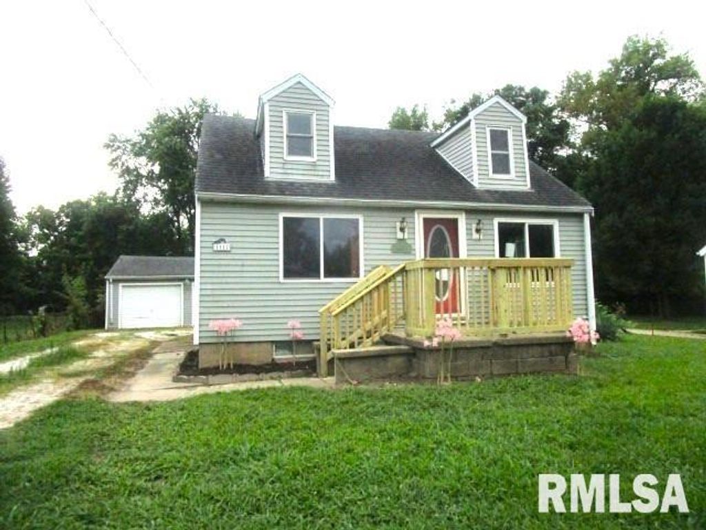 111 MOSCHEL Street, East Peoria, IL 61611
