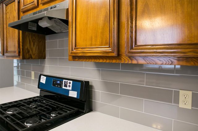 12051 Creekhurst Drive, Houston, TX 77099