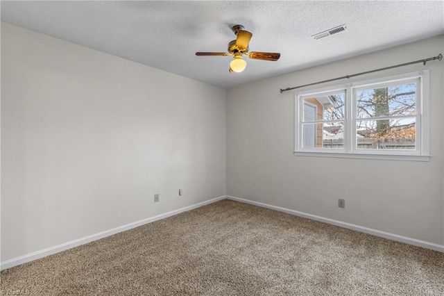 4201 Edith Lane 112, Greensboro, NC 27409