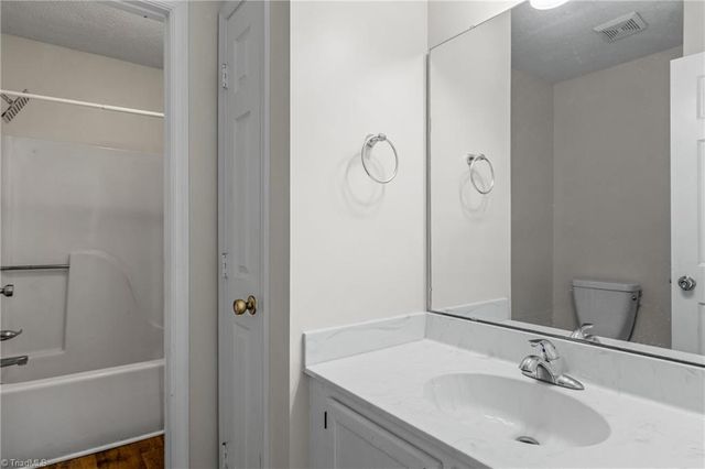 4201 Edith Lane 112, Greensboro, NC 27409