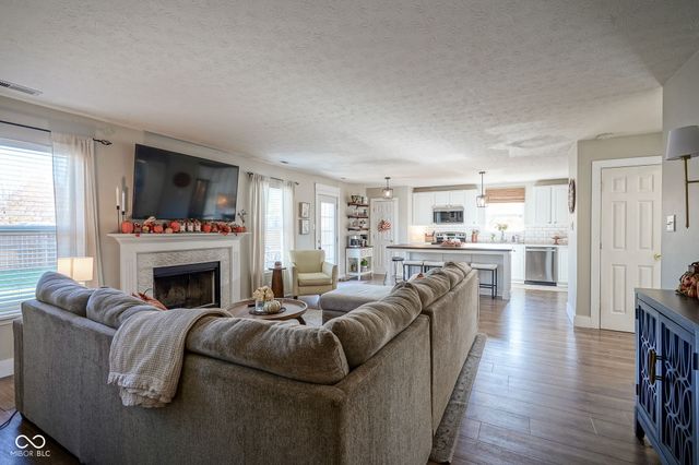 15858 Concert Way, Noblesville, IN 46060