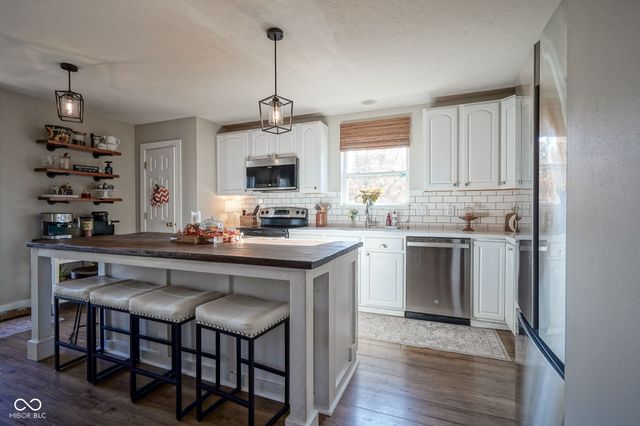 15858 Concert Way, Noblesville, IN 46060