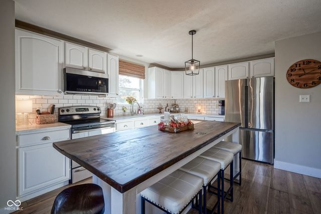 15858 Concert Way, Noblesville, IN 46060