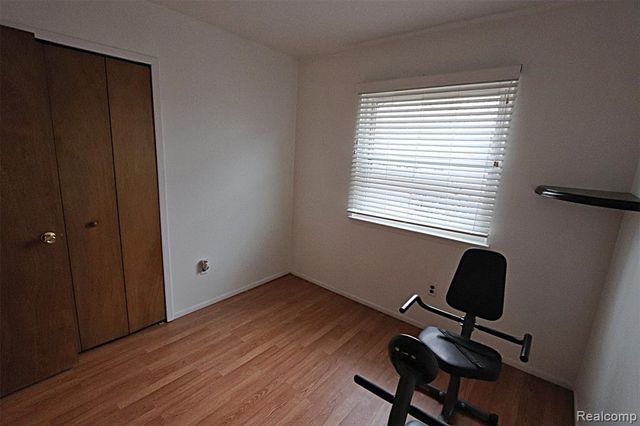 38993 Grennada Street, Livonia, MI 48154