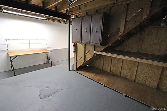 38993 Grennada Street, Livonia, MI 48154