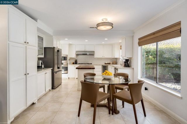 1057 Cheshire Cir, Danville, CA 94506