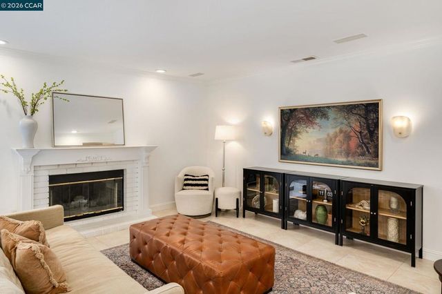 1057 Cheshire Cir, Danville, CA 94506