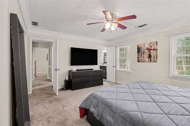 1490 HICKORY SW Lane, Lilburn, GA 30047